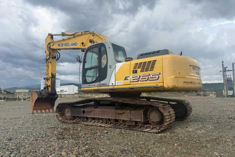 OmecoHub - Immagine NEW HOLLAND E265